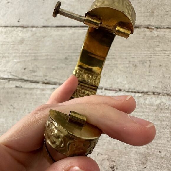 Vintage Old Brass And Bone Cuff Bracelet With Pin Closure - Picture 7 of 7